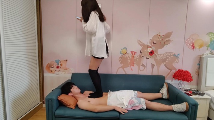 图片[4]_【奶糖S】黑色小腿袜光脚艺术闻臭袜子踩踏 YC-230708_HD绳艺资源