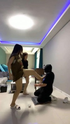 图片[7]_【精神小妹】艺术原味呼吸/踩踏深喉/高难度挑战踢踹跺头_HD绳艺资源