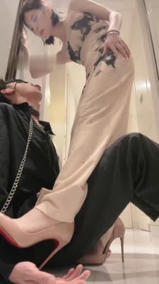 图片[7]_【阿月】无底线羞辱视角-踩狗掌心_HD绳艺资源