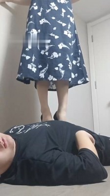 图片[8]_【无所吊谓】耳光夹腿/高跟全体重踩踏/丝袜脚捂脸_HD绳艺资源