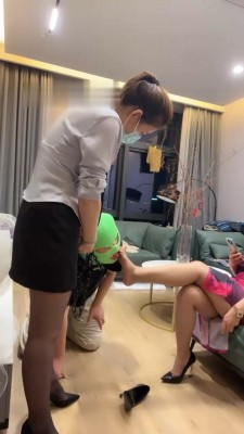 【婧児小主】GTS臭丝脚POV-你怎么变得这么渺小了晓G踩小人YC-220814-6