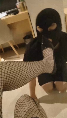 00后小娅女神暴虐犯错贱狗 YC-220822-2