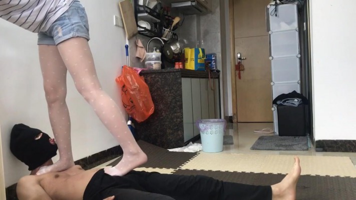 图片[9]_邻家风小鱼姐姐白丝高跟靴子全体重踩绳艺学员上集_HD绳艺资源