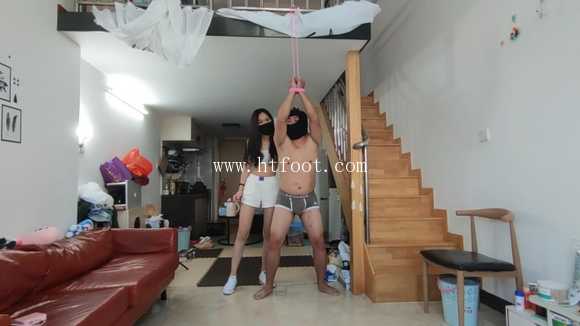 图片[5]_色魔前任吊绑双手任由小鱼女神低帮匡威踢裆_HD绳艺资源