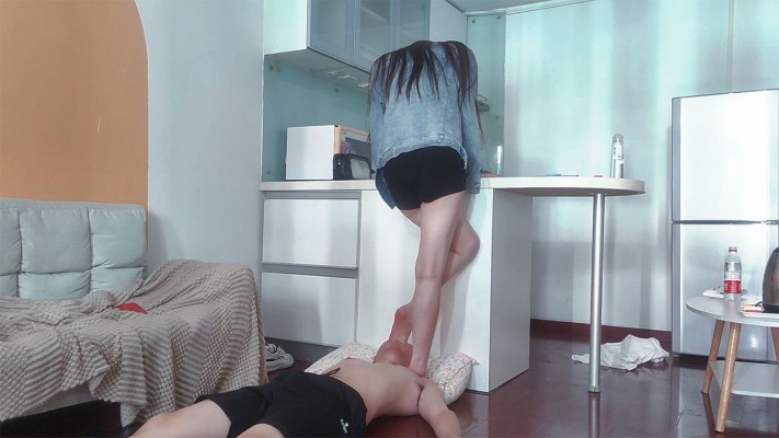 图片[10]_【血狼】超颜美女皇家御姐脚耳光深喉全体重跳踩脸 B2082_HD绳艺资源