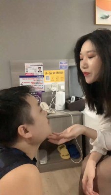 【兔粉粉】黑丝踩踏诱惑 YC-220903-5