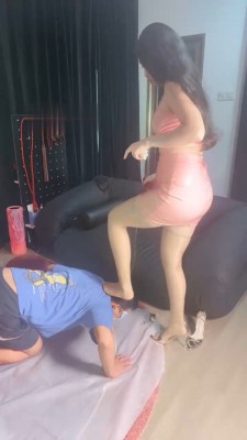 图片[5]_【猫爷】狗链遛狗/踩踏喂食/训练踩狗爪/脚深喉 B2221_HD绳艺资源