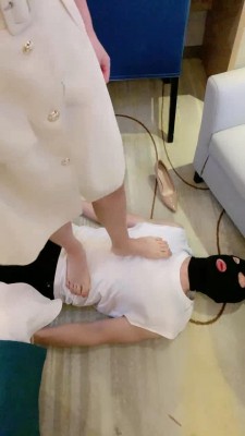 图片[6]_【蜜糖情侣】御姐S调奶狗-跪舔高跟/骑马坐头/踩踏口水 B2228_HD绳艺资源