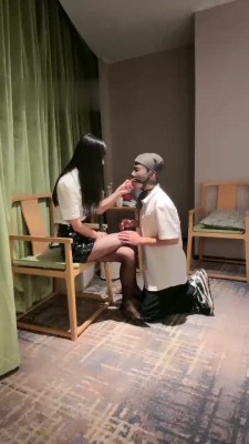 图片[2]_【文希】长腿车模VS刑奴-刑具暴抽/喝圣水/踢踹 B2246_HD绳艺资源