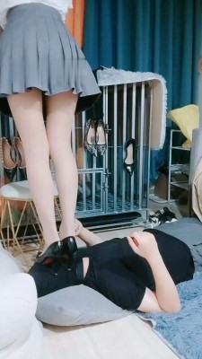 图片[8]_【南茜】女神S-圈养狗笼/跪舔/全体重踩踏_HD绳艺资源