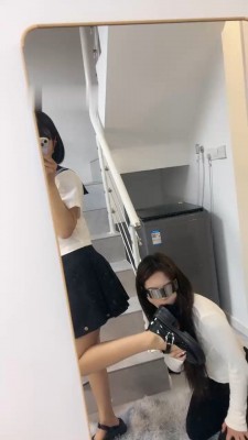 图片[9]_【橙宝】母畜犬化训练-跪舔吃袜子/吐舌头卖萌_HD绳艺资源