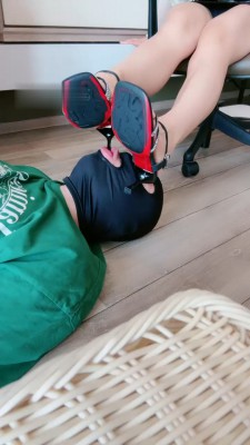 图片[4]_【长沙雪王】骑马/踩踏/喂口水/舔高跟_HD绳艺资源