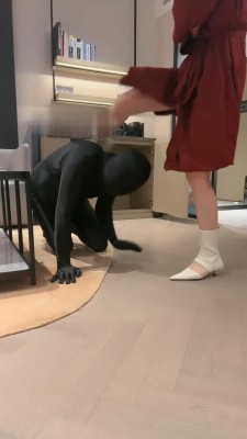 【沅芷大人】家奴起床必修课/当化妆凳/鞋底耳光sp_HD绳艺资源