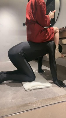 图片[2]_【沅芷大人】家奴起床必修课/当化妆凳/鞋底耳光sp_HD绳艺资源