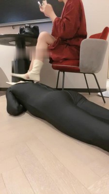 图片[6]_【沅芷大人】家奴起床必修课/当化妆凳/鞋底耳光sp_HD绳艺资源