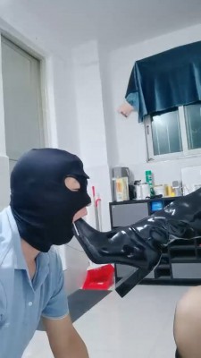 图片[4]_【美娜格格】黑丝长靴诱惑调-转胯/舔喝刷鞋水_HD绳艺资源