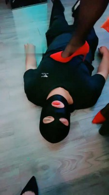 图片[10]_【乐殿下】视觉盛宴-臣服跪拜/耳光/踩踏【完整版】_HD绳艺资源