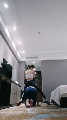 图片[2]_【多多】长靴S-胶带封嘴/骑马/踩狗爪/反绑/夹手指刑_HD绳艺资源