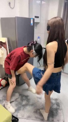 梦晨女王踩踏 YC-220817-8