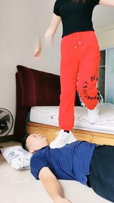 图片[4]_【郡主大人】小白鞋-提档/全体重踩踏/人体鞋刷【双视角版】_HD绳艺资源