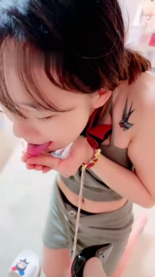 图片[8]_【茹雪】双主VS母畜-狗笼圈养/舔圣水/人体烟灰缸【双视角版_HD绳艺资源