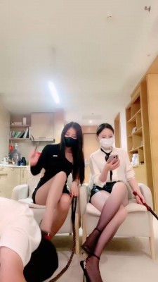 【活力诗曼】残酷诗蔓的美靴虐蛋审讯