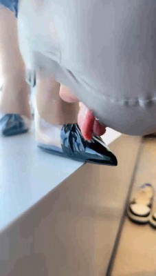 图片[9]_【美美子】运动女神AJ高跟虐家奴-骑马训练/闻臭鞋/裸足喂酸奶_HD绳艺资源