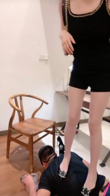 图片[2]_【宇婉莹】高跟踩踏/闻舔高跟原味袜发骚_HD绳艺资源