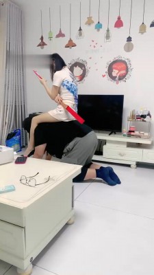 物业小姐姐甜美笑容 YC-220929-2