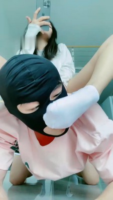 图片[9]_【甜一】帆布鞋白袜-深喉/胯下磕头/舔脏鞋吃袜子_HD绳艺资源