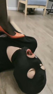 图片[7]_【稚惜】舔脚伺候睡觉/高跟踩/转胯骑马/耳光训练_HD绳艺资源