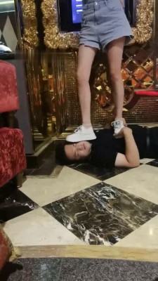 图片[5]_【禾未】KTV双女神调-骑马踩踏/舔鞋底/闻臭袜脚【三视角完整版】_HD绳艺资源