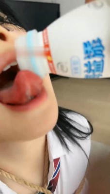 图片[5]_【美美子】母畜-五花大绑/踩踏喂食/喂酸奶_HD绳艺资源