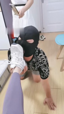 图片[2]_【朱迪绳艺导师】舔超脏小白鞋【双视角版】_HD绳艺资源