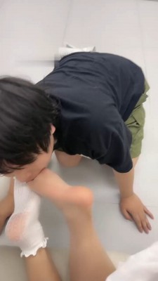 图片[10]_【伊诺】双S-短靴闻舔踩踏/白袜气味羞辱_HD绳艺资源