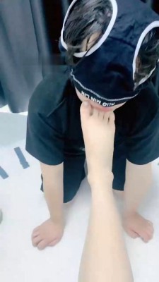 图片[7]_【术术】小白鞋白袜玩废狗-训练耳光场_HD绳艺资源