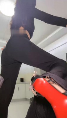 图片[3]_【妆主大大】吊绑狠虐-超高难度挑战踢踹训练_HD绳艺资源