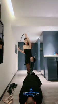 图片[2]_【宫雪大人】热熔胶烫/重度刑具训练_HD绳艺资源