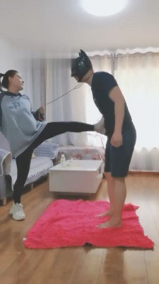 图片[5]_【西安冰爷】小白鞋踢踹踩/掐乳/揪耳朵/闻原味jio_HD绳艺资源