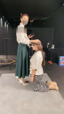 【冰诺】母畜-抽纸牌贱奴_HD绳艺资源