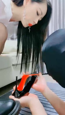 图片[6]_【上海淼淼】双S-长靴/高跟-人体座椅/打手心耳光/揪耳朵_HD绳艺资源