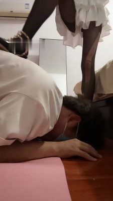 图片[6]_【supp】铆钉高跟黑丝碾压踩_HD绳艺资源