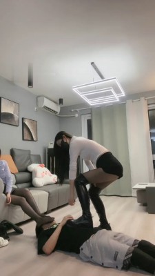 图片[6]_【伊楠】双S-长靴踢踹全体重踩/舔脏鞋【双视角版】_HD绳艺资源