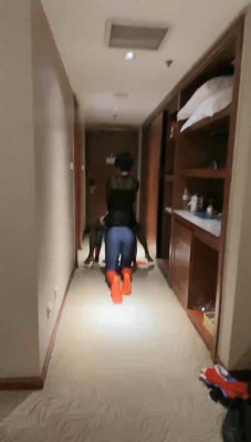 图片[5]_【爵恋霸主】蜘蛛侠狗-倒立高跟黑丝踢踹/耳光/脚喂酸奶_HD绳艺资源