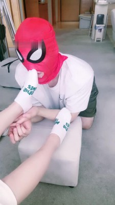 图片[4]_【茶茶】暴打蜘蛛侠-骑马/负重俯卧撑/训练手心sp_HD绳艺资源