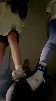 图片[5]_【小妮S】素人双S-耳光/臭袜子堆脸/舔脏鞋/磕头膜拜_HD绳艺资源