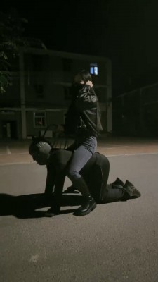 图片[2]_【桃幼幼】户外骑马遛狗/舔脏长靴_HD绳艺资源