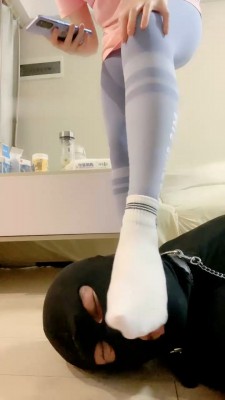 图片[6]_【小妮】暴虐废物/耳光/踹狗脸/全体重踩踏_HD绳艺资源