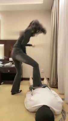 图片[4]_【万一】高跟御姐重度刑虐/深喉/滴蜡喝圣水/夹手指_HD绳艺资源