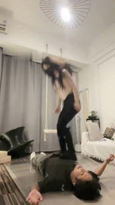 图片[5]_【伊楠】车模女神高难度挑战踢踹贱奴【完整版】_HD绳艺资源